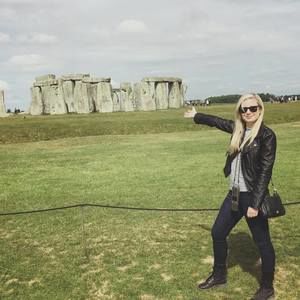 Meet your Posher, Nina